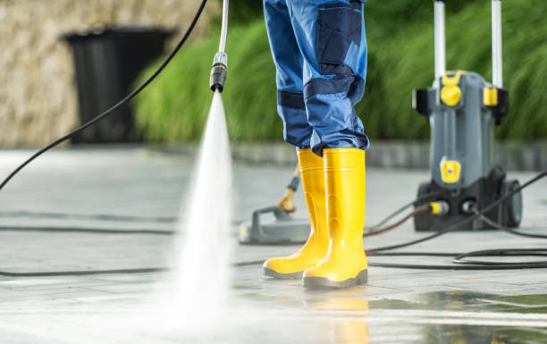 Best Commercial Building Pressure Washing  in Corona, CA